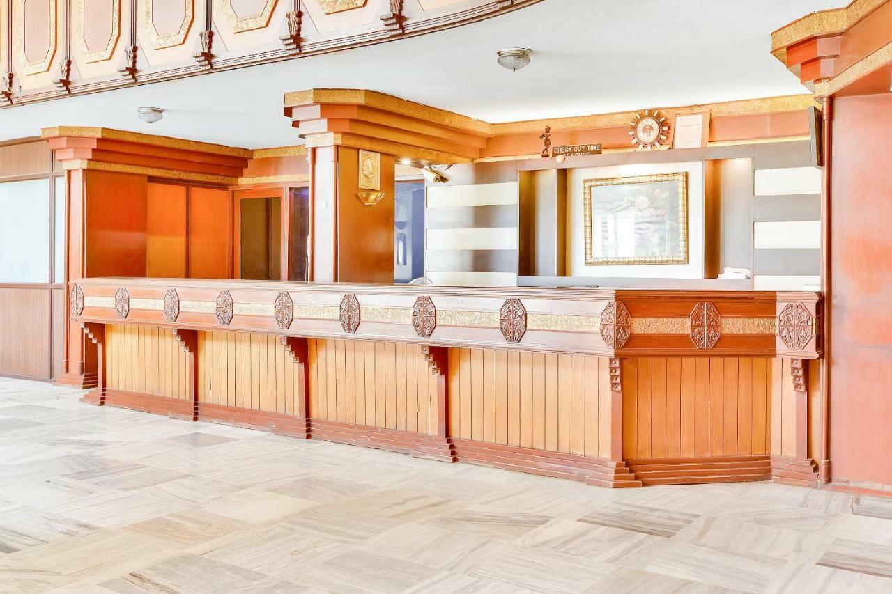 Oyo 10534 Hotel Kanishka Бангалор Экстерьер фото